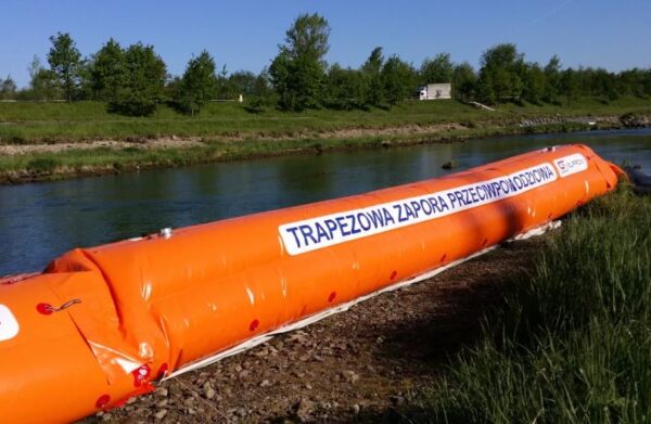 Trapezowa Zapora Przeciwpowodziowa - obrazek 2
